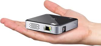 Mini Projector for iPhone - Projection-Hub